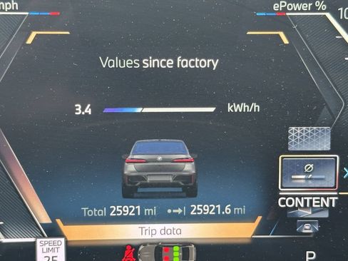Used 2023 BMW i7 xDrive60 AWD/4WD image 30