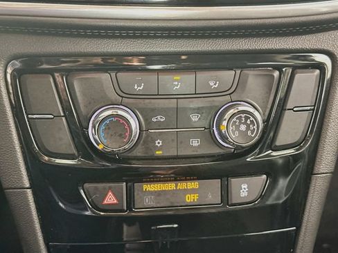 Used 2019 Buick Encore Sport Touring FWD image 20