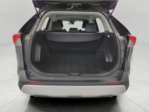 Used 2024 Toyota RAV4 Adventure image 16