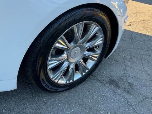 Used 2009 Hyundai Genesis 3.8 w/ Technology Pkg 4 image 32