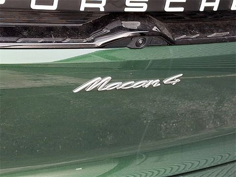 New 2025 Porsche Macan 4 Electric image 24