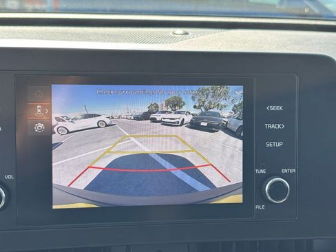 Used 2025 Kia Sportage LX image 24