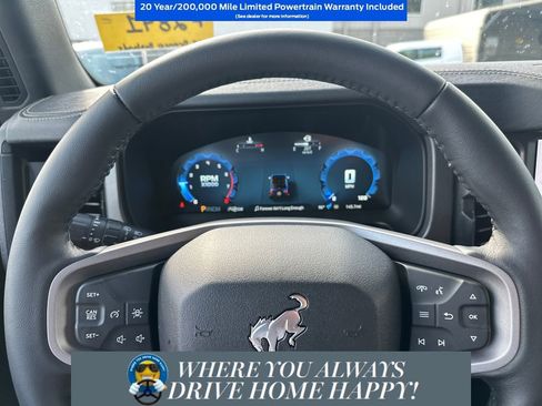 New 2025 Ford Bronco Badlands image 10