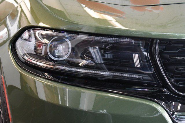 Used 2023 Dodge Charger SXT w/ Blacktop Package AWD/4WD image 4