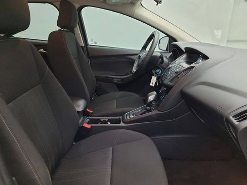 Used 2018 Ford Focus SE image 21