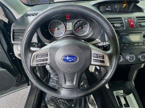 Used 2015 Subaru Forester 2.5i Premium w/ All-Weather Package image 11