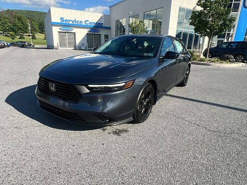 Used 2025 Honda Accord SE image 8