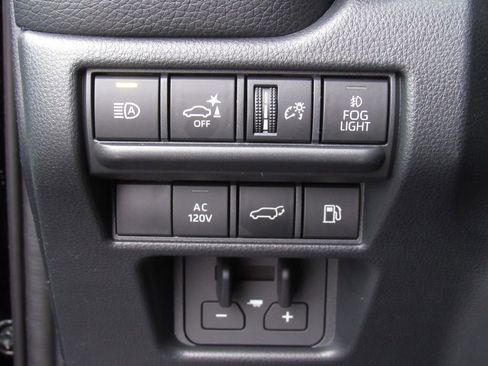 Used 2026 Toyota Land Cruiser w/ Premium Package image 38