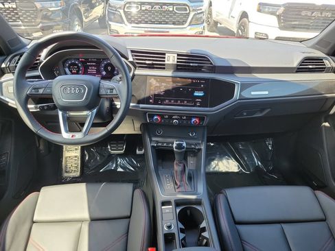Used 2025 Audi Q3 2.0T Premium Plus w/ Premium Plus Package AWD/4WD image 13