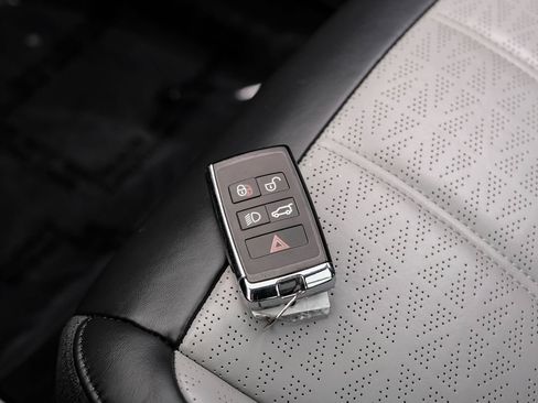 Used 2020 Land Rover Range Rover Evoque R-Dynamic HSE AWD/4WD image 65