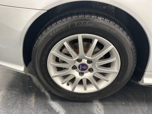 Used 2010 Saab 9-3 2.0T image 29