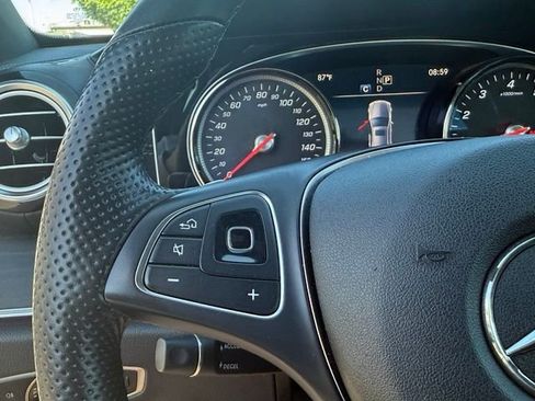 Used 2017 Mercedes-Benz E 300 4MATIC image 17