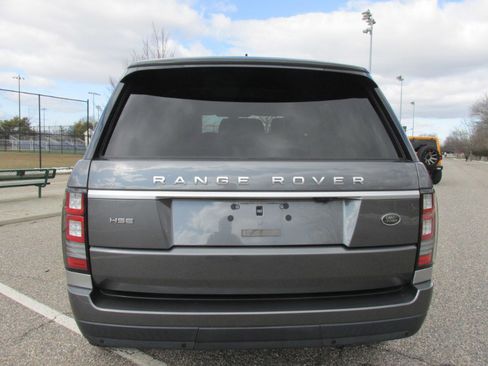 Used 2016 Land Rover Range Rover HSE image 22