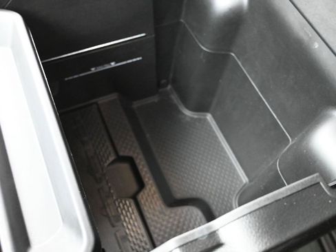 Used 2022 RAM 1500 Limited image 27