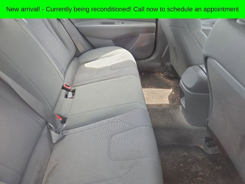 Used 2024 Hyundai Elantra SE FWD image 9