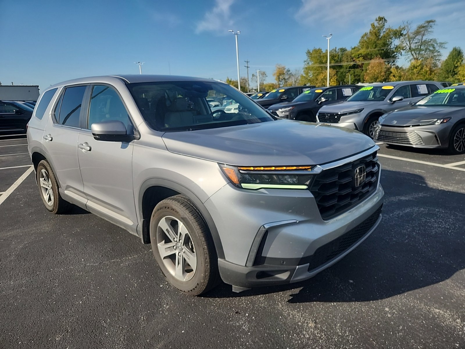 Used 2025 Honda Pilot EX-L image 9