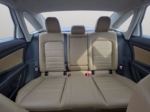 Used 2021 Volkswagen Jetta SEL image 16