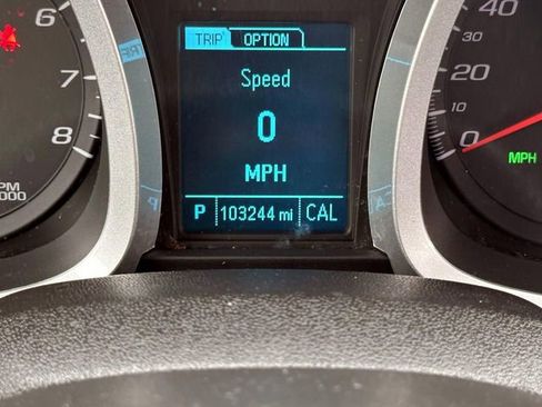 Used 2017 Chevrolet Equinox LT w/ Convenience Package FWD image 19