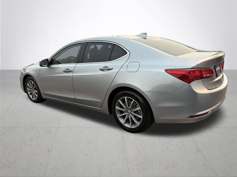 Used 2018 Acura TLX FWD image 9