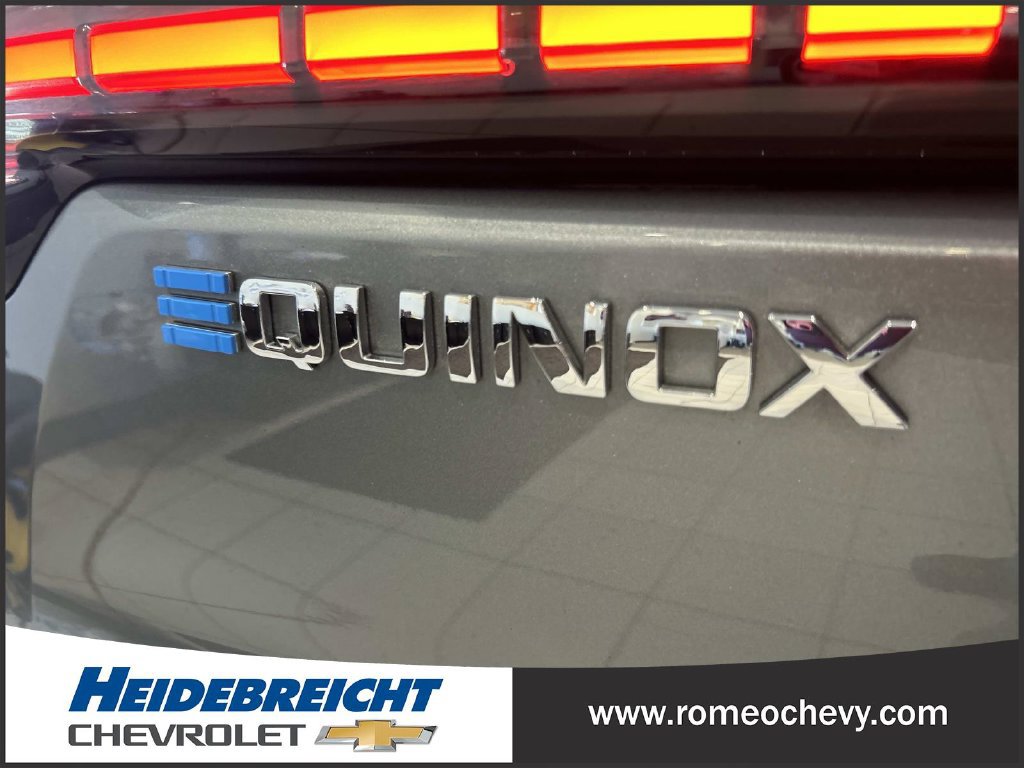 Used 2024 Chevrolet Equinox EV LT FWD image 37
