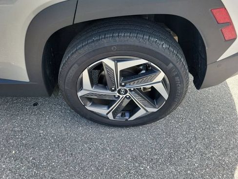 Used 2024 Hyundai Tucson Limited AWD/4WD image 7