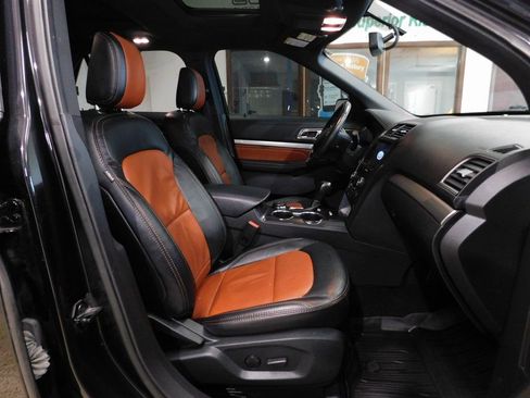 Used 2019 Ford Explorer XLT w/ XLT Desert Copper Package image 96