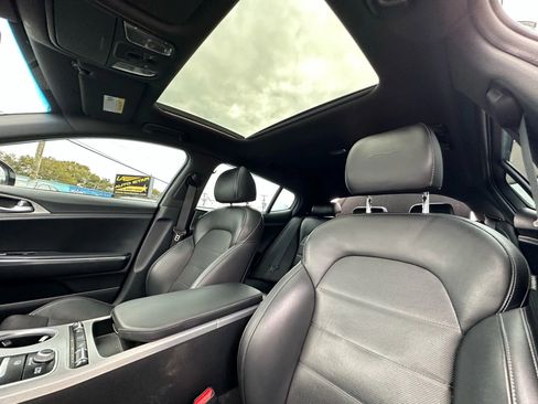 Used 2019 Kia Stinger GT2 image 36