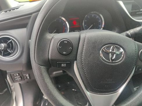 Used 2019 Toyota Corolla LE FWD image 22