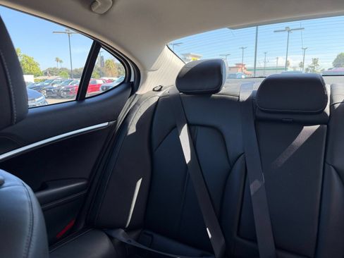 Used 2026 Genesis G70 2.5T RWD image 41