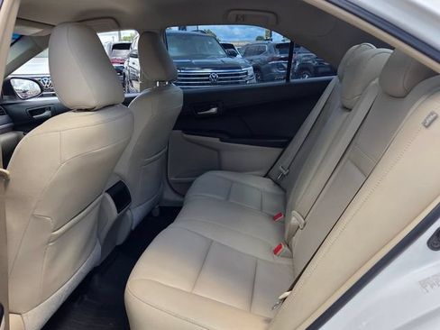 Used 2012 Toyota Camry LE FWD image 6