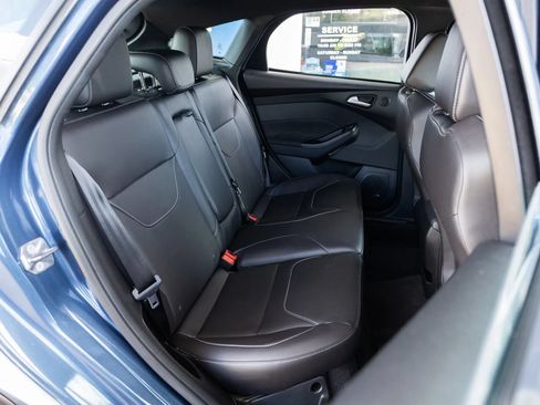 Used 2018 Ford Focus ST w/ Equipment Group 402A FWD image 24