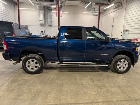 Used 2024 RAM 2500 Big Horn w/ Sport Appearance Package image 6