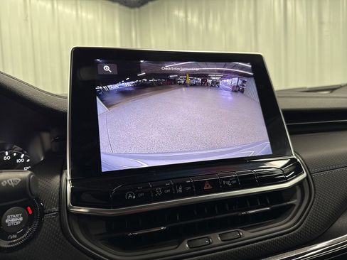 New 2025 Jeep Compass Limited w/ Sun & Sound Group image 25