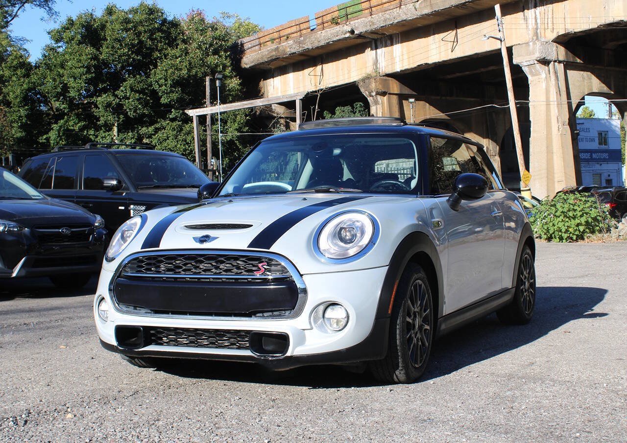Used 2017 MINI Cooper S FWD image 4