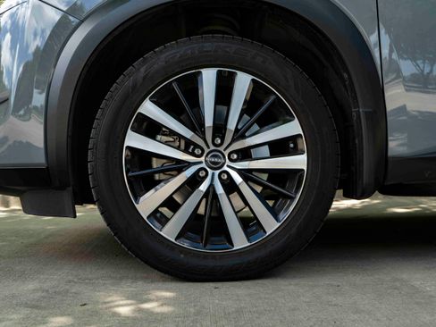 Used 2023 Nissan Pathfinder Platinum FWD image 14