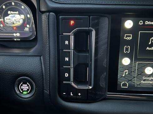 Used 2022 GMC Yukon Denali image 35