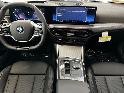 New 2026 BMW 330i Sedan w/ Premium Package image 25