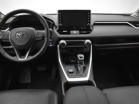 Used 2022 Toyota RAV4 Limited AWD/4WD image 31