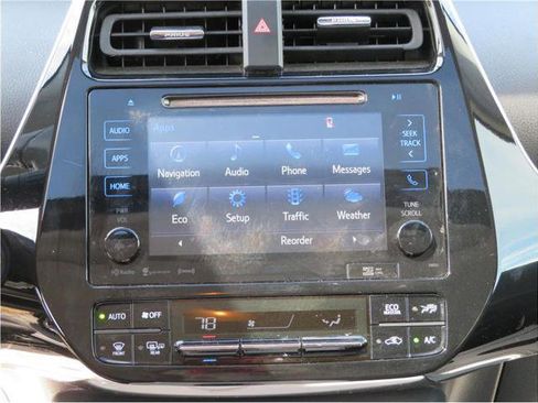 Used 2017 Toyota Prius Three Touring image 7