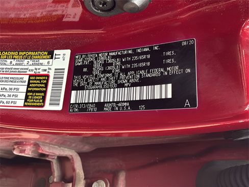 Used 2020 Toyota Highlander XLE image 41