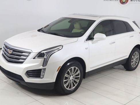 Used 2018 Cadillac XT5 Luxury w/ Driver Awareness Package FWD image 23