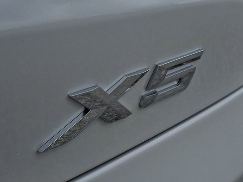 New 2026 BMW X5 xDrive40i w/ Off-Road Package AWD/4WD image 18