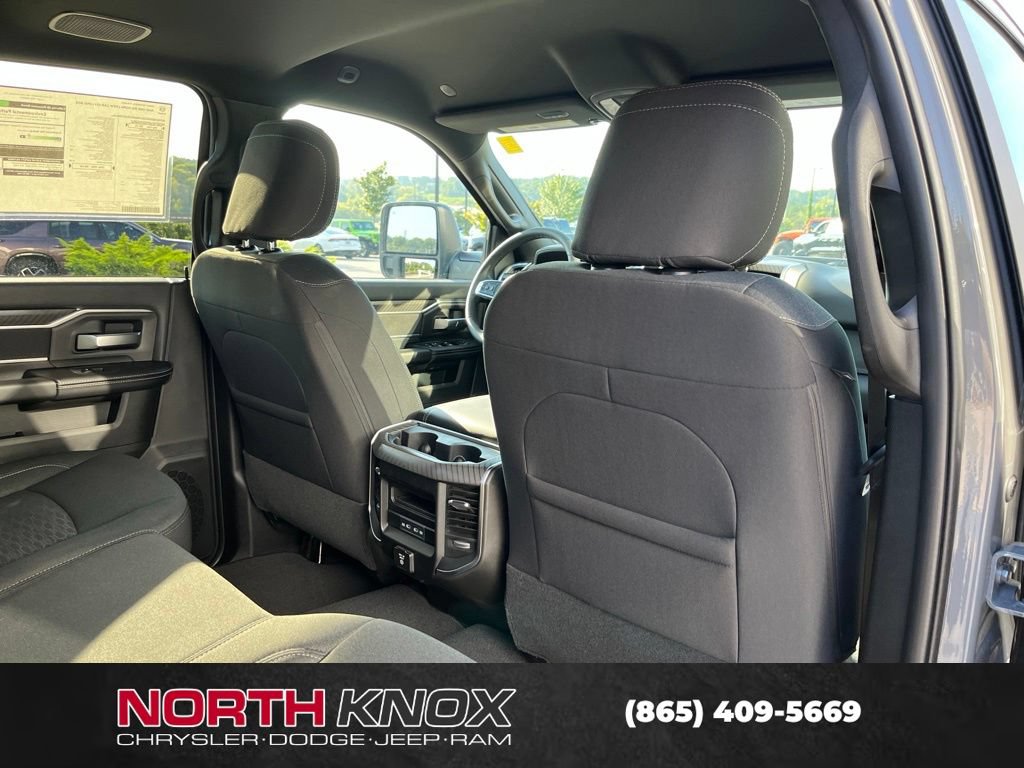 New 2027 RAM 3500 Big Horn AWD/4WD image 24