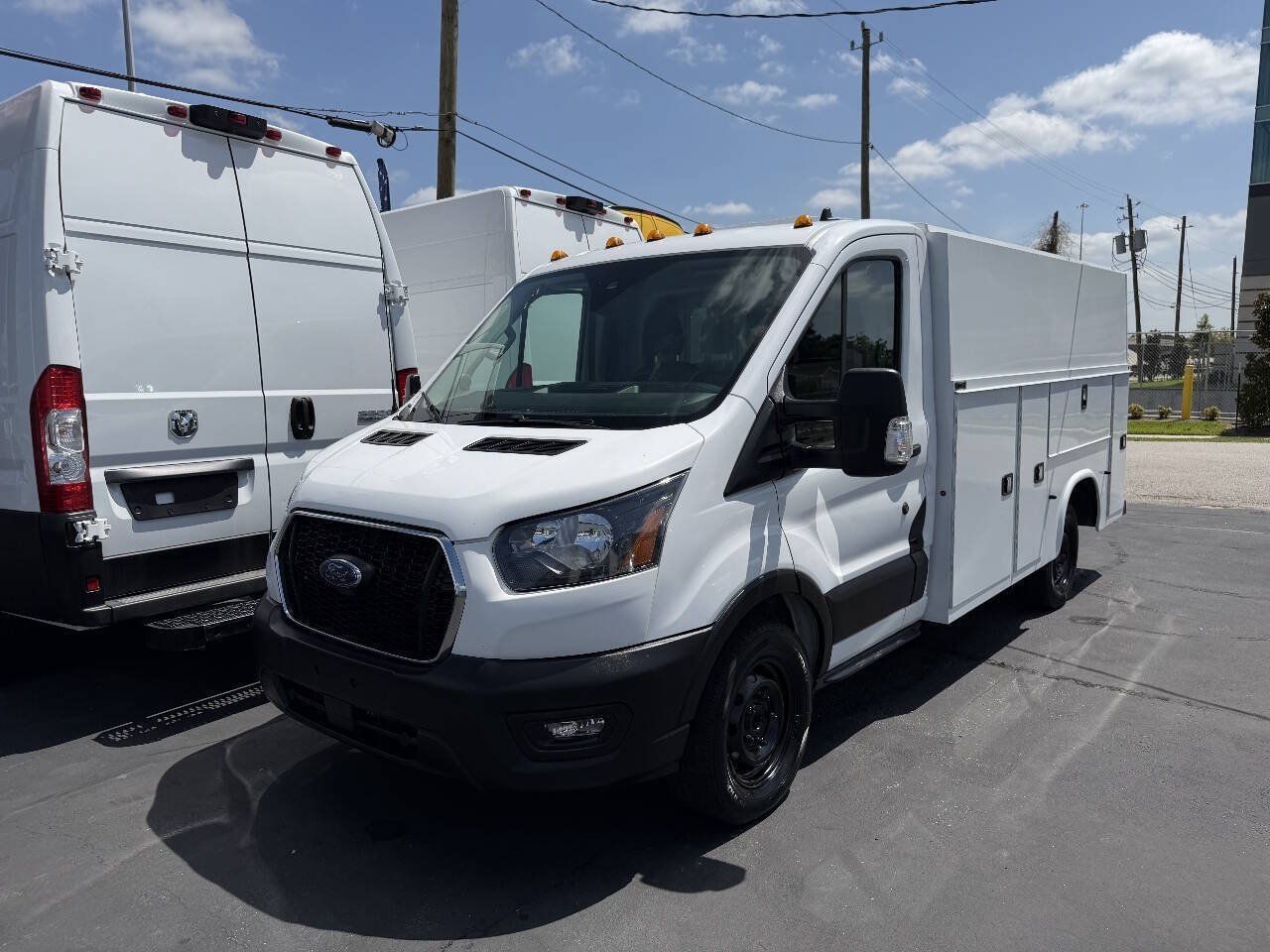 Used 2020 Ford Transit 350 w/ Interior Upgrade Package RWD image 28