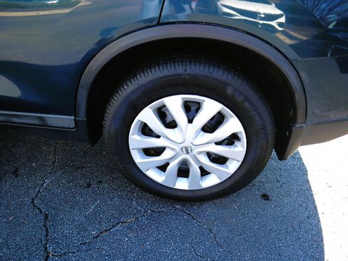 Used 2016 Nissan Rogue S image 9