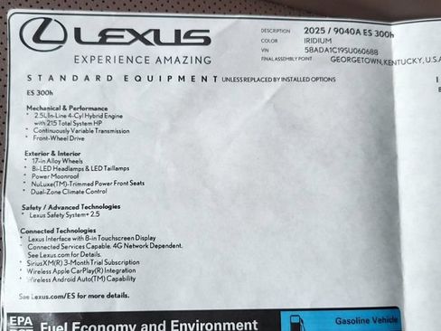 Used 2025 Lexus ES 300h w/ Premium Package FWD image 32