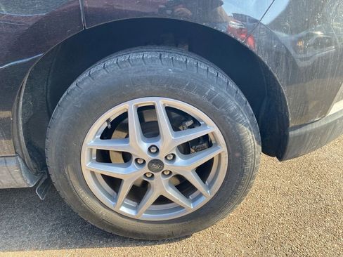 Used 2024 Ford Edge SEL image 14