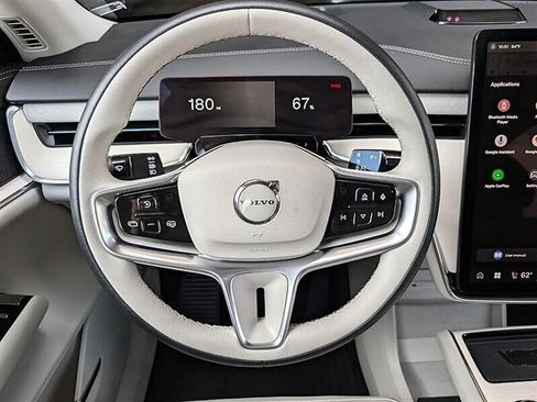 Used 2025 Volvo EX90 Ultra AWD/4WD image 19