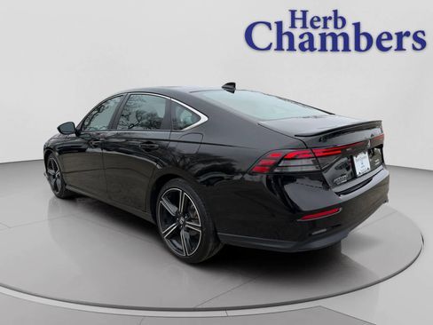 Used 2023 Honda Accord Sport image 3