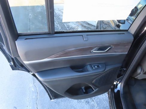 New 2025 Jeep Grand Cherokee Limited w/ Luxury Tech Group II image 24